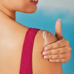 Baija Moana                Fluide Solaire Visage & Corps