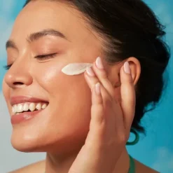 Baija Moana                Fluide Solaire Visage & Corps