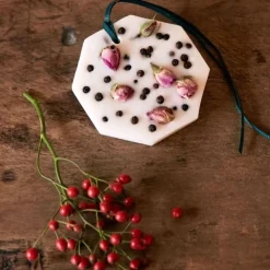 Carrière Frères La Rose Aime Le Poivre                Palet Botanique