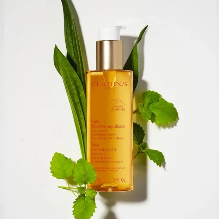 CLARINS Huile Très Démaquillante Aux Extraits de Gentiane Jaune et Mélisse des Alpes