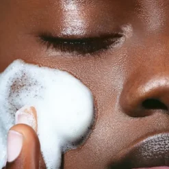 CLARINS Mousse Nettoyante Peau Neuve                Toutes Peaux