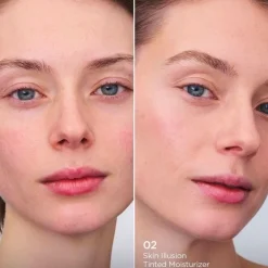 CLARINS Skin Illusion Tinted Moisturizer SPF25                Crème Teintée Booster d'Éclat - Format Voyage