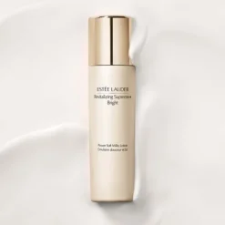 ESTEE LAUDER Revitalizing Supreme+ Bright                Émulsion Douceur Éclat