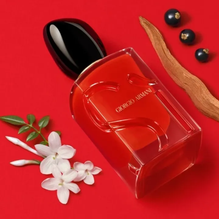 Femme GIORGIO ARMANI Armani Sì Passione Eau de Parfum