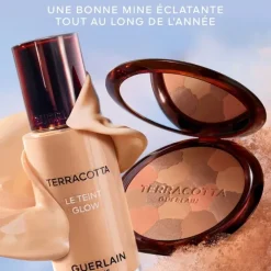 GUERLAIN Terracotta Flower Blossom La Poudre Éclat Bonne Mine Naturelle- Édition Limitée - 96% d’ingrédients d’origine naturelle