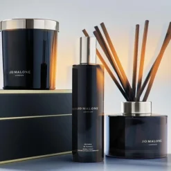 Jo Malone Myrrh & Tonka                Bougie Parfumée
