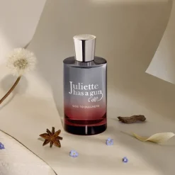Femme Juliette Has a Gun Ode to Dullness Eau de Parfum - Format Voyage