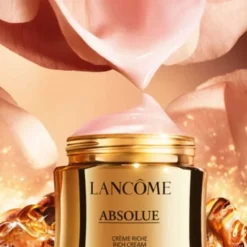 LANCÔME Absolue                Crème Riche Régénérante Illuminatrice aux Grands Extraits de Rose - Recharge