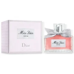 Femme DIOR Miss                Parfum Notes Fleuries Fruitées et Boisées Intenses