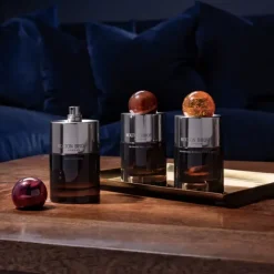 Molton Brown Mesmerising Oudh Accord & Gold Eau de Parfum