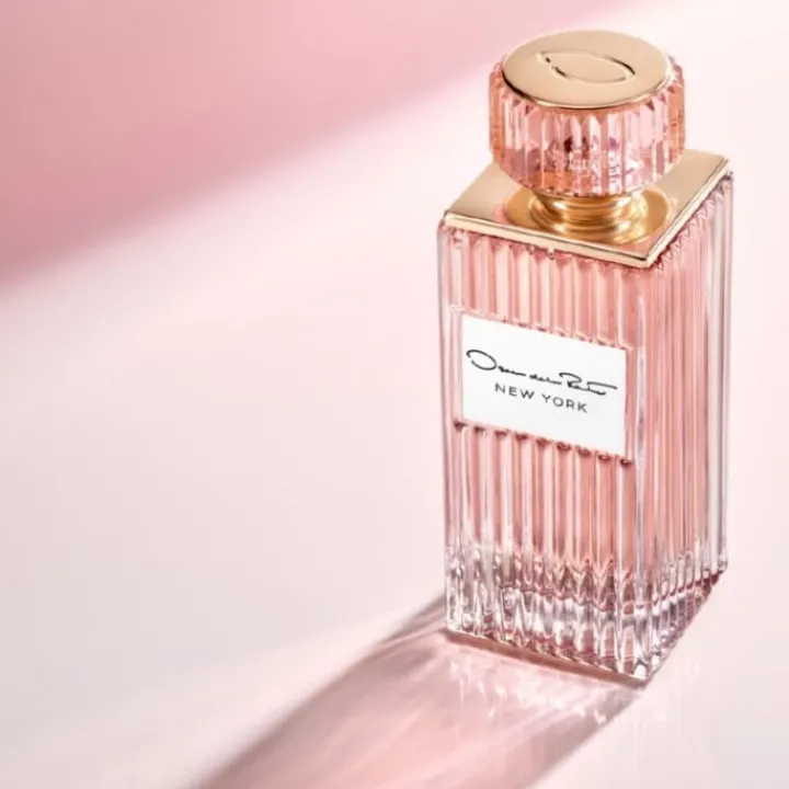 Femme Oscar de la Renta New York Eau de Parfum