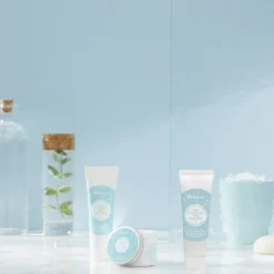 Polaar Aux Sources des Glaciers                 Crème Hydratante à l'Eau d'Iceberg