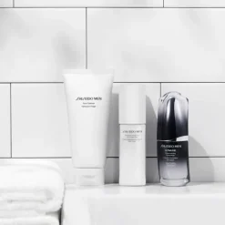 Homme SHISEIDO Fluide Hydratant et Energisant Ultra Léger                 Men