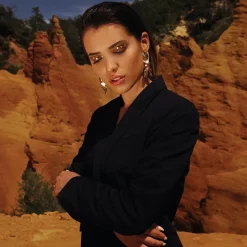 Urban Keratin Makadamia                Pochette Huile Pailletée et Brosse Dorée