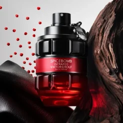Homme VIKTOR&ROLF Spicebomb Infrared                Eau de Parfum